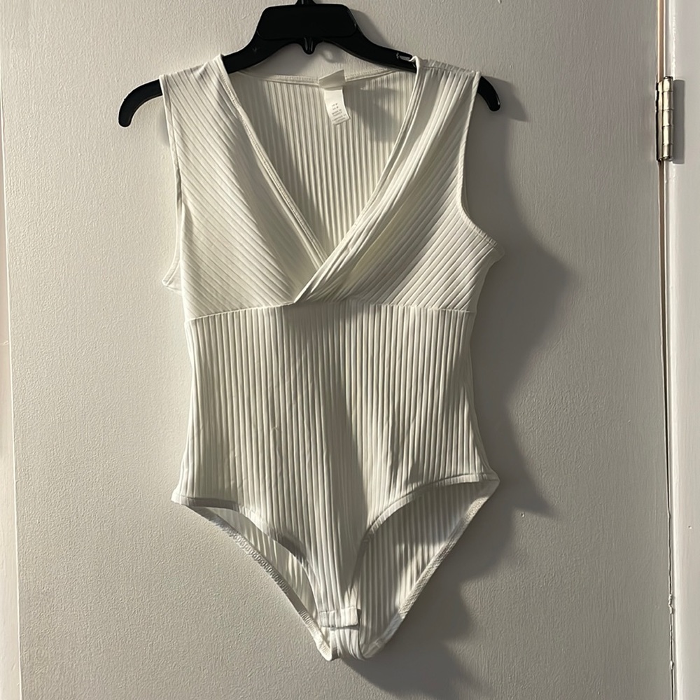 3 H & M Body Suit